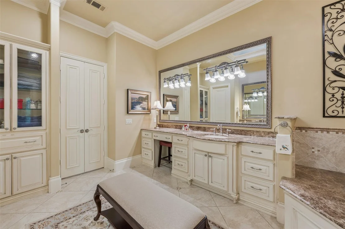 Photo of 6350 Memorial Drive