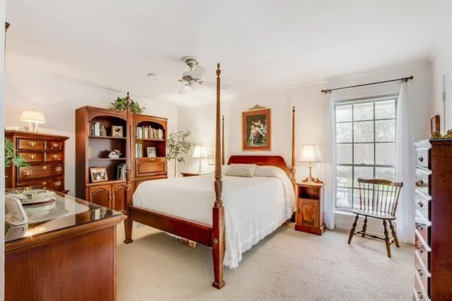 Photo of 331 Robin Way