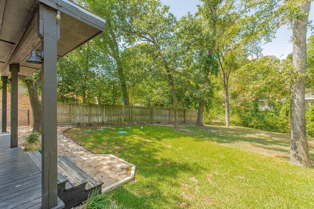 Photo of 224 Hideaway Lane E