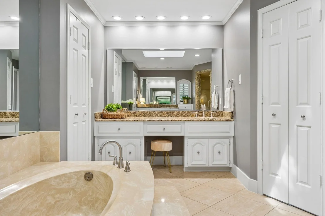 Photo of 5833 Gallant Fox Lane