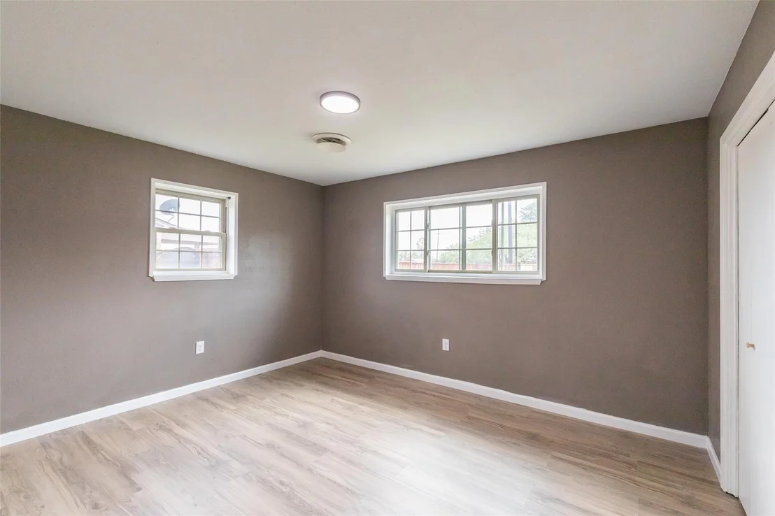 Photo of 320 S 12th Street