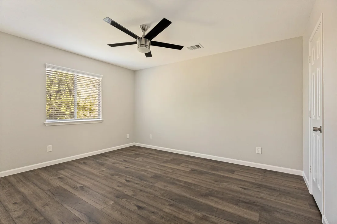 Photo of 1004 Triple Crown Drive