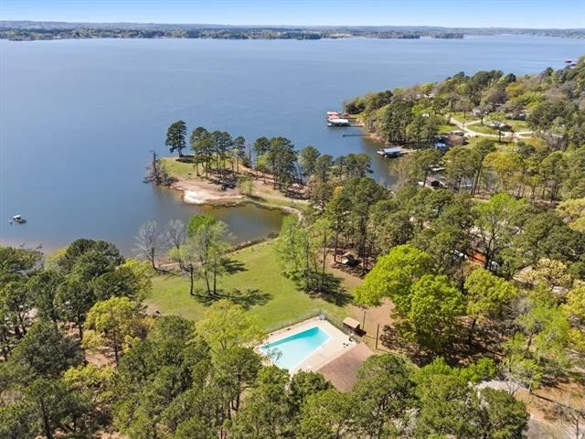 Photo of 194 Debra Drive