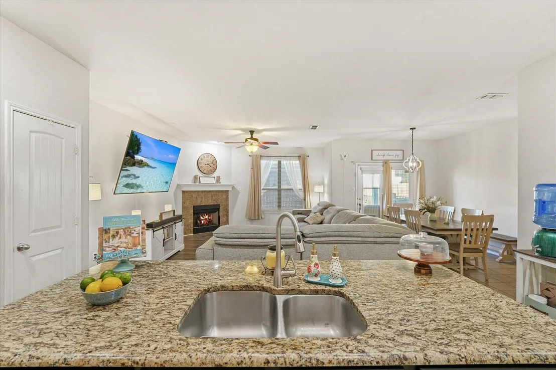 Photo of 3801 Surf Street