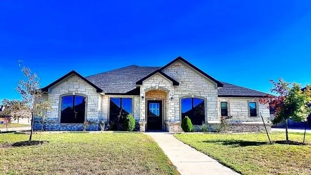 Photo of 401 Willow Drive
