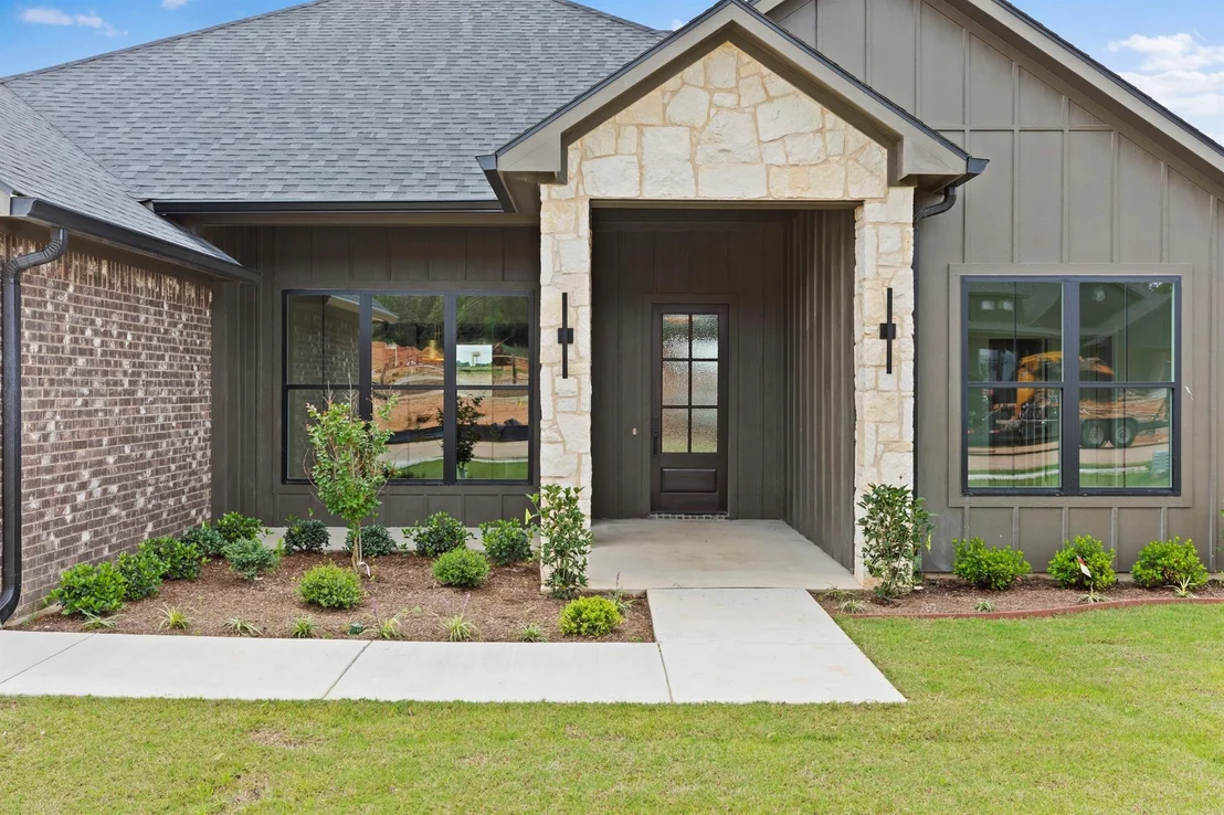 Photo of 16417 Clearview Drive