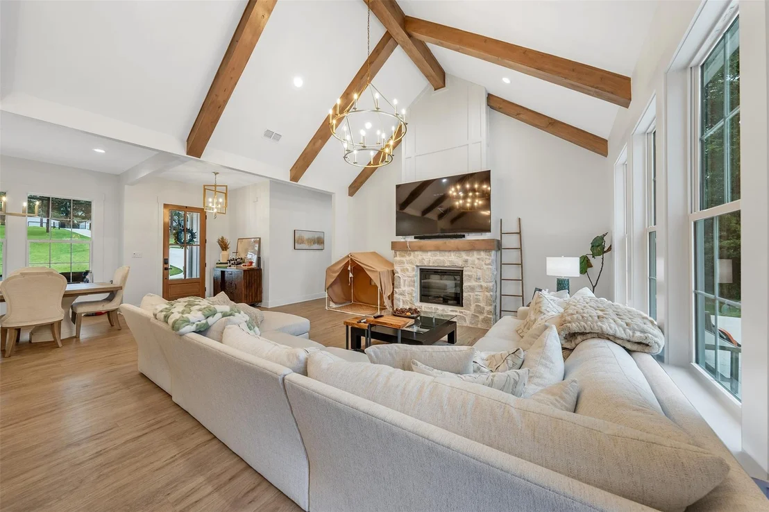 Photo of 16837 Wilson