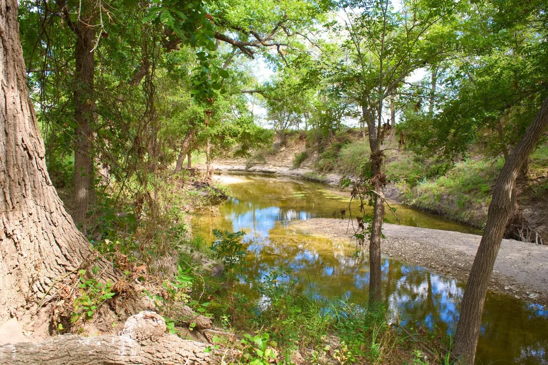 Photo of 1690 County Road 530