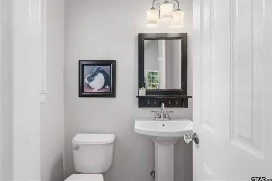 Photo of 3966 Charleston Park
