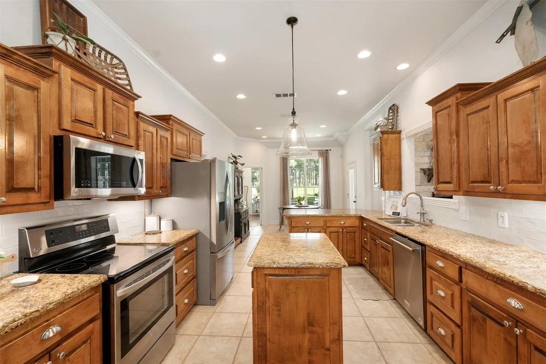 Photo of 1109 Robbins Road