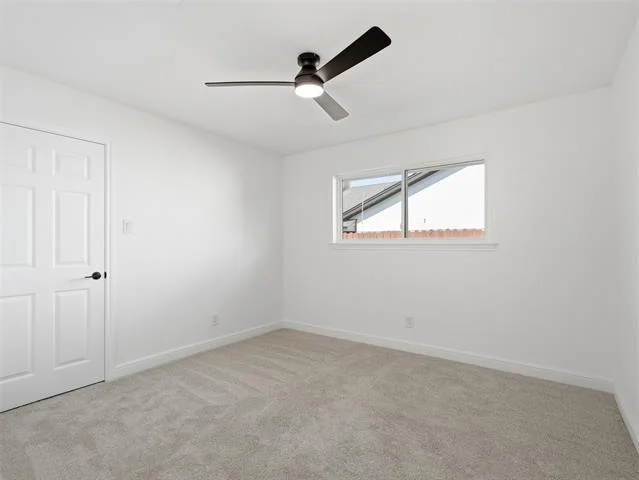 Photo of 2369 Claridge Circle