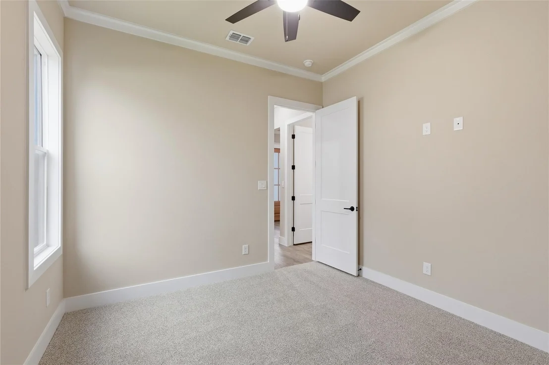 Photo of 702 Anne Road
