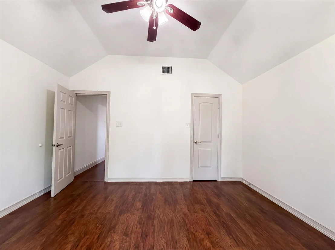 Photo of 6315 Meadow Glen Drive
