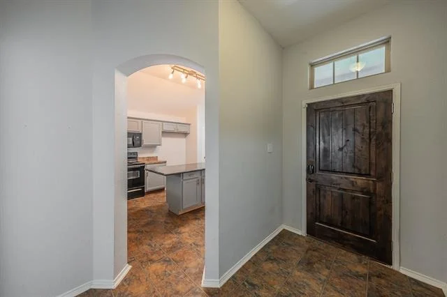 Photo of 10100 Cougar Trail