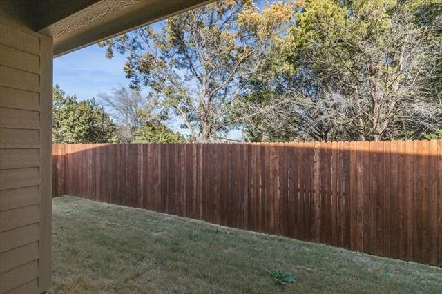 Photo of 5627 Barkridge Drive
