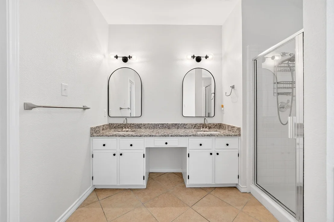 Photo of 7606 Harbor Drive