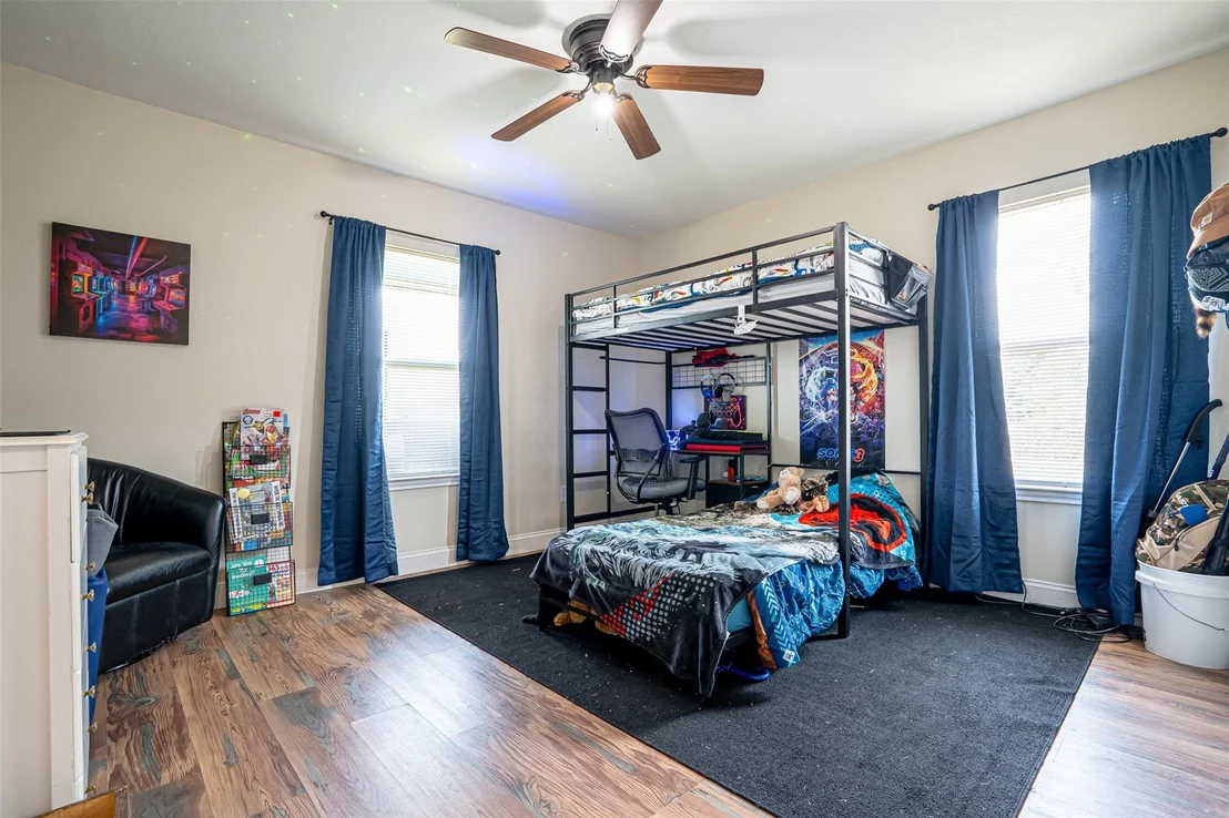 Photo of 166 Private Road 1404