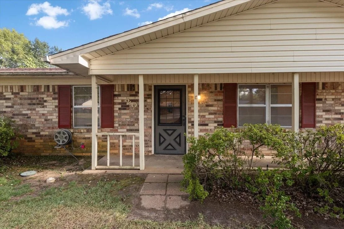 Photo of 202 Sherwood Drive