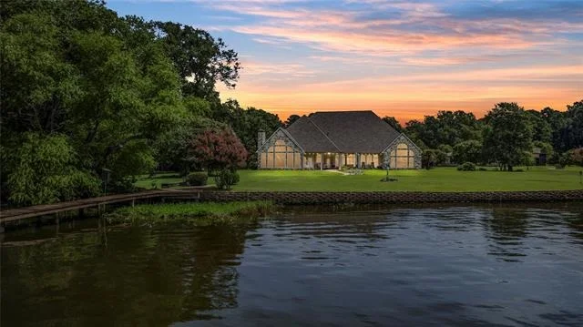 Photo of 17110 Island Cove Road