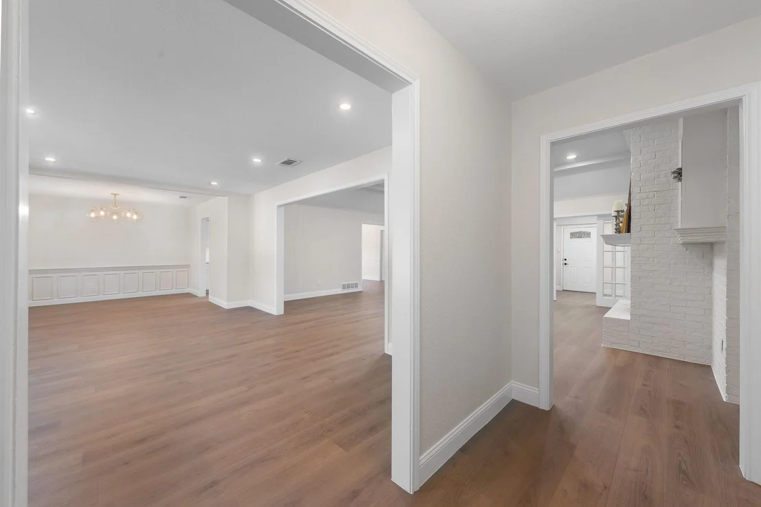 Photo of 2844 Hurstview Drive