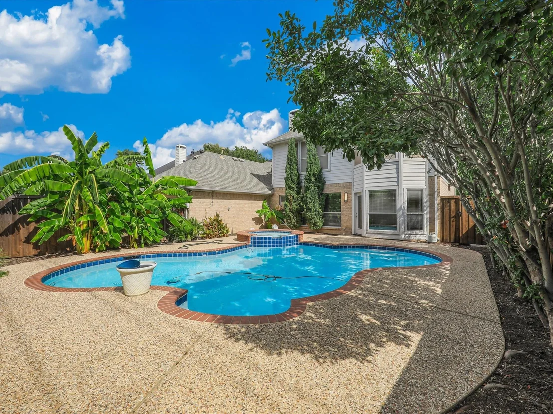 Photo of 18543 Gibbons Drive