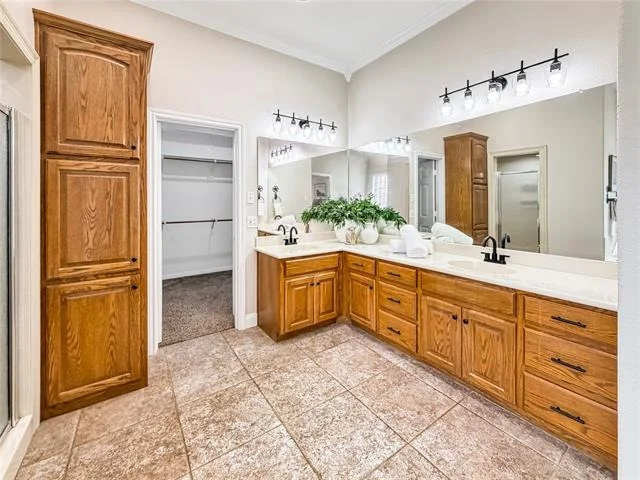 Photo of 1008 Bosque Ridge Road