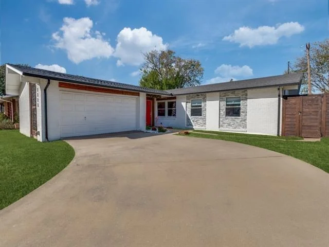 Photo of 3333 High Lark Drive