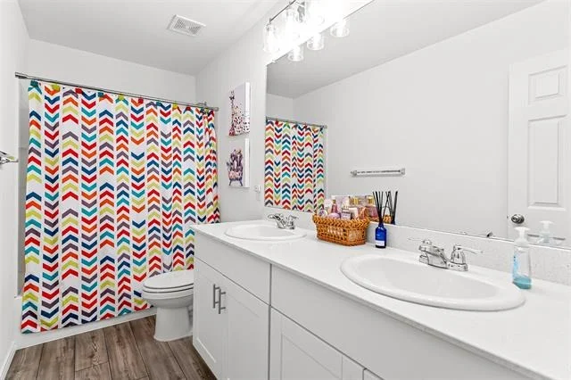 Photo of 2101 Winding Creek Way