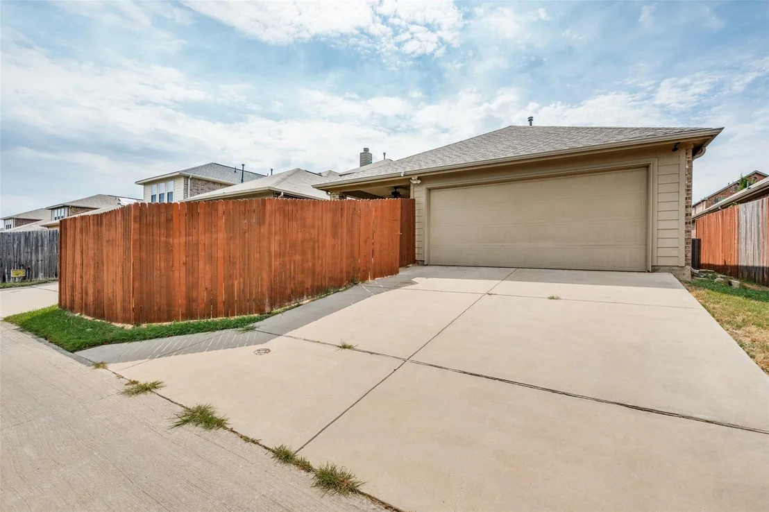 Photo of 5856 Bindweed Street
