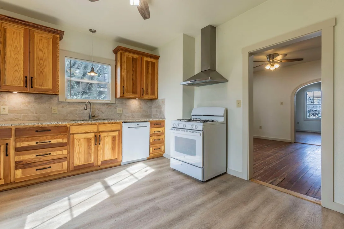 Photo of 1200 N 4th Street