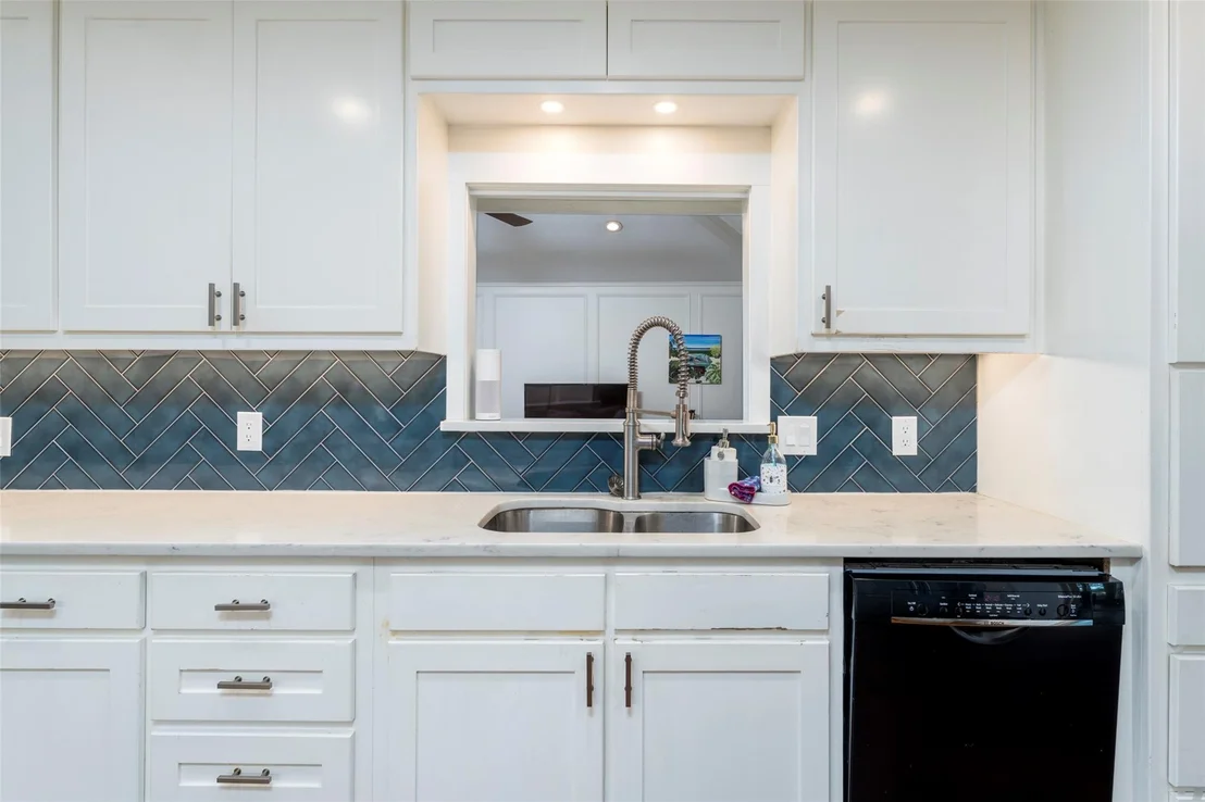 Photo of 1509 Riverview Drive