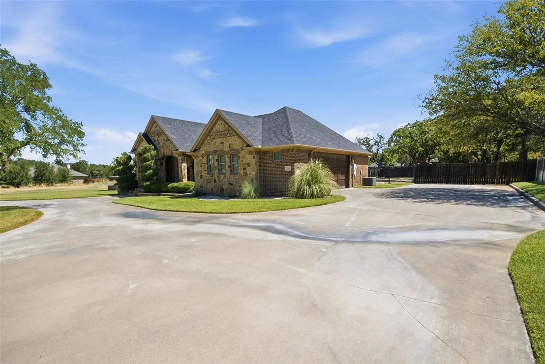 Photo of 116 Timberview Drive