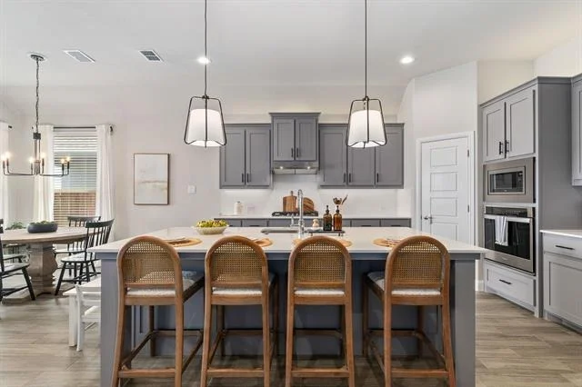 Photo of 1125 Knightsbridge Road