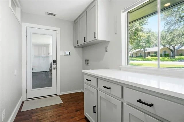 Photo of 4213 Winding Way
