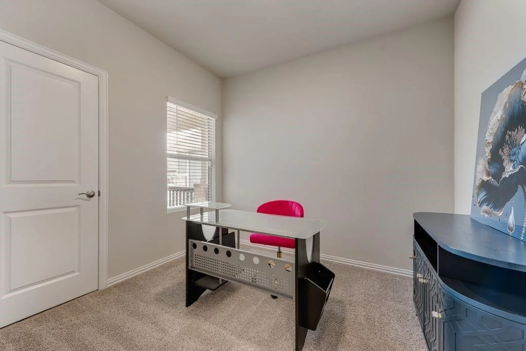 Photo of 972 Tulip Trail