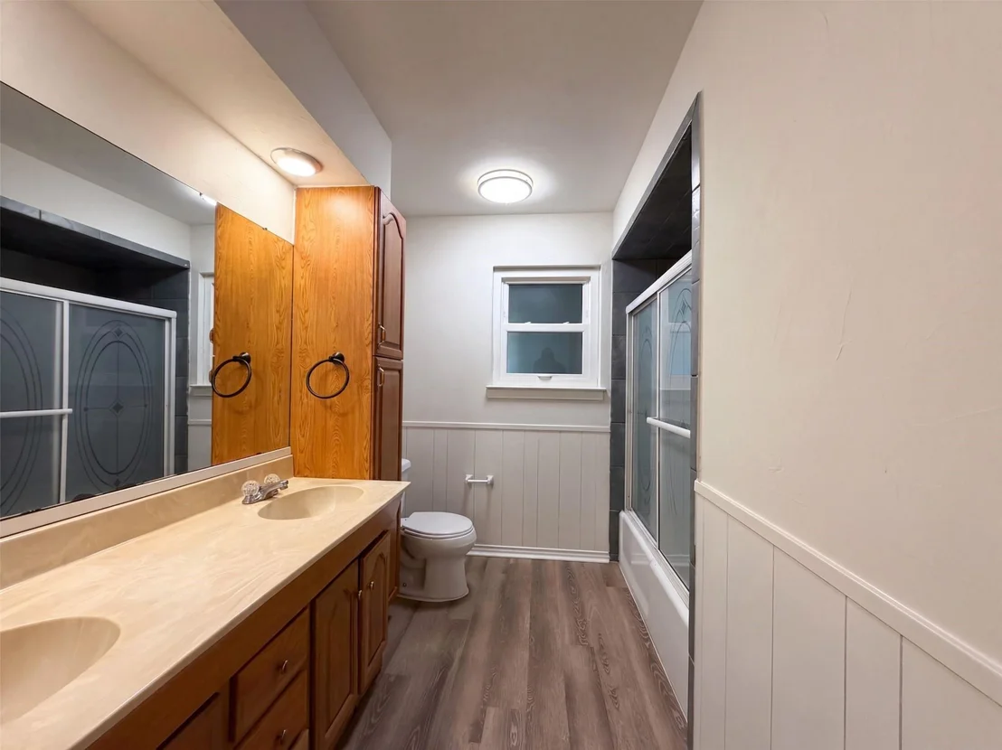 Photo of 1136 Kris Street