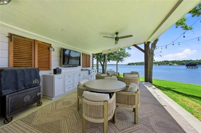 Photo of 104 Doering Bay Circle