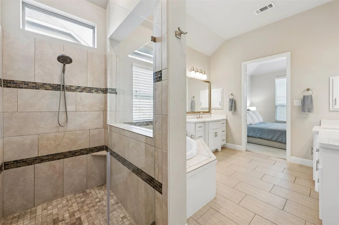 Photo of 1116 Broadmoor Way