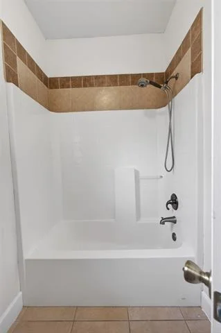 Photo of 3325 Silver Oaks Drive