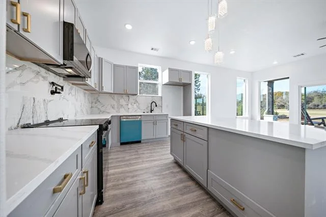 Photo of 7078 Cedar Valley Drive