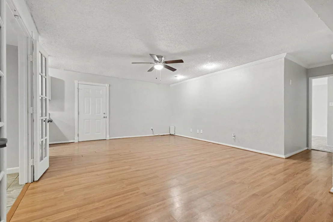 Photo of 8810 Miami Drive
