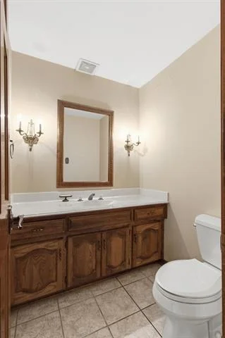 Photo of 1218 Stratford Drive