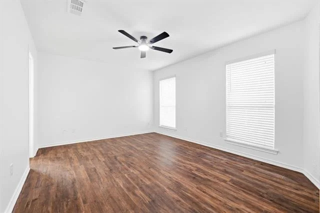 Photo of 153 Summerhill Drive