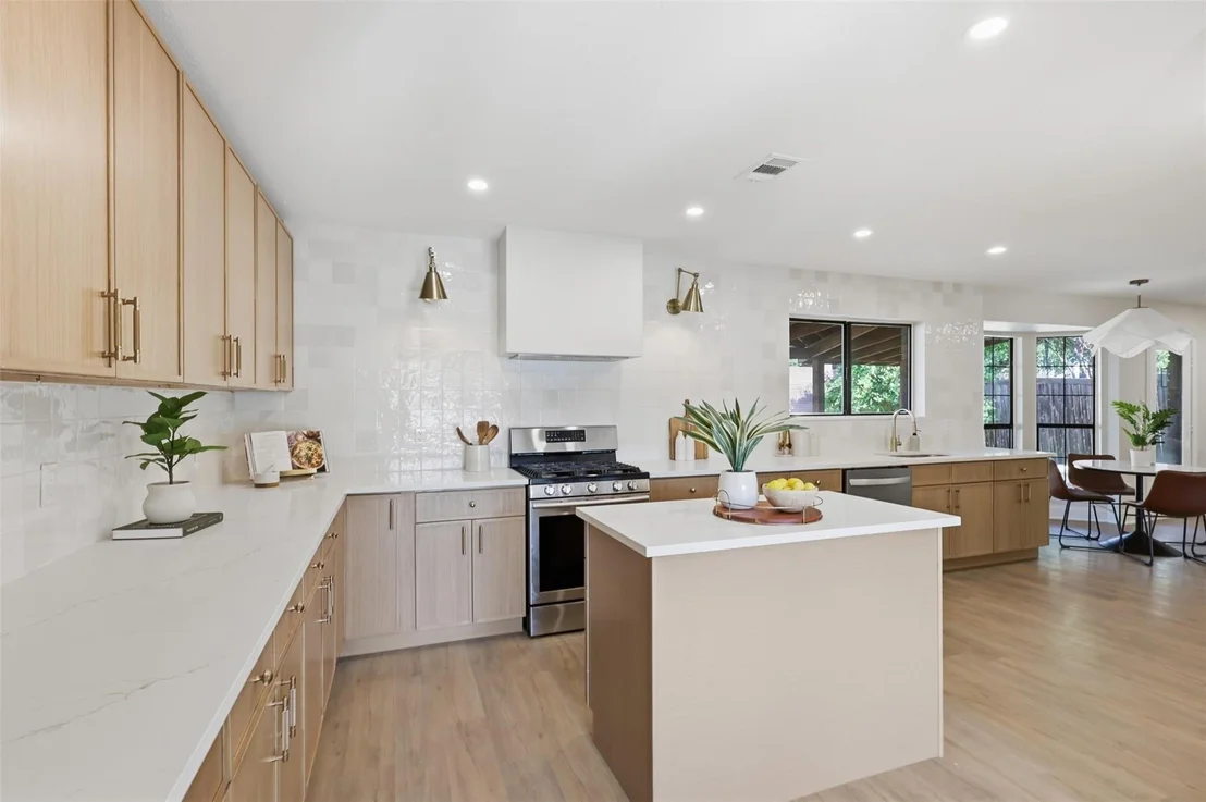 Photo of 614 Berkley Drive