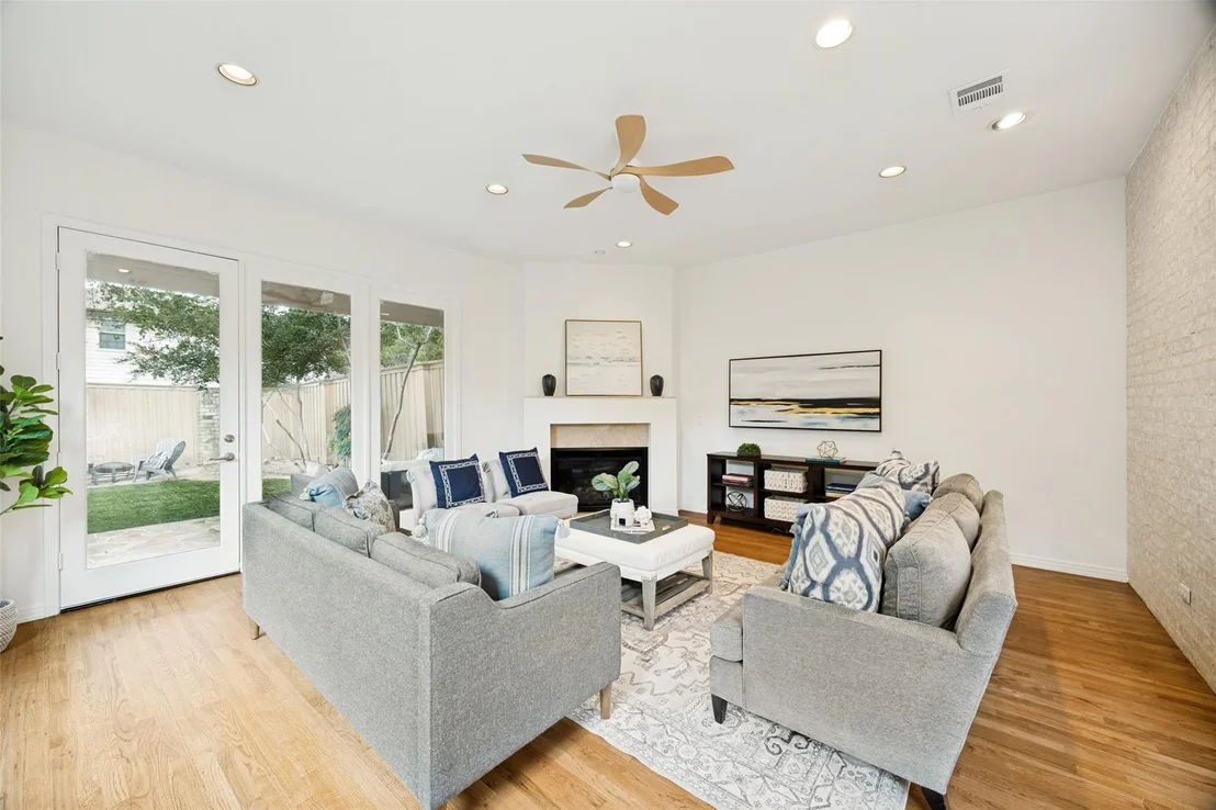 Photo of 5122 Vickery Boulevard