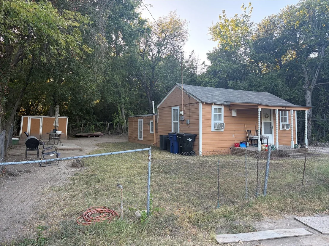 Photo of 523 N 3rd Street