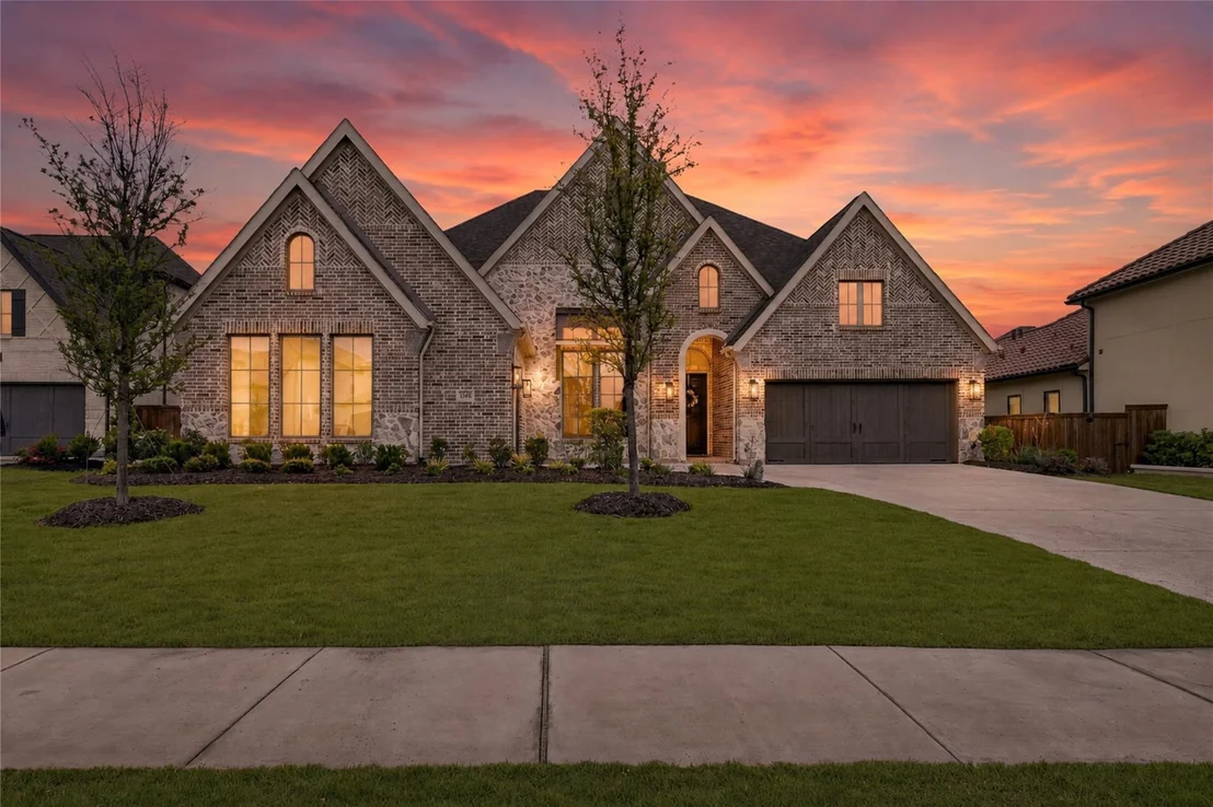 Photo of 2360 Shady Hill Drive