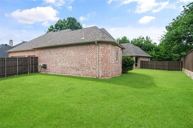Photo of 906 Glen Rose Drive