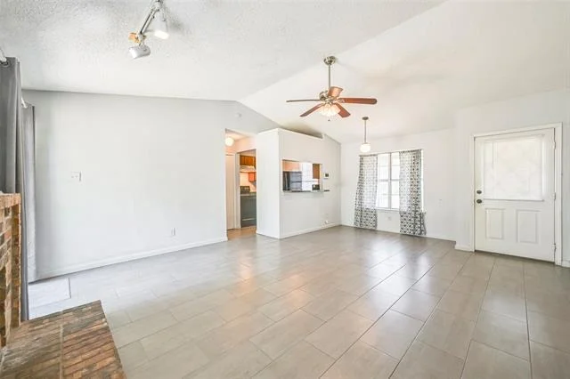 Photo of 1417 Caplin Drive