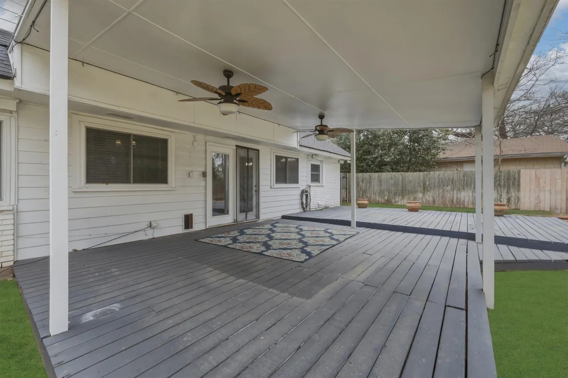 Photo of 806 Waggoner Drive